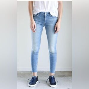 MOTHER Looker Ankle Fray, size 24